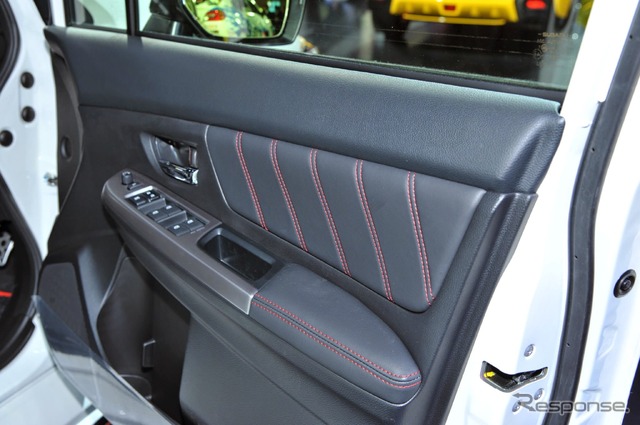 スバル WRX S4 Customized by PROVA(東京オートサロン2015)