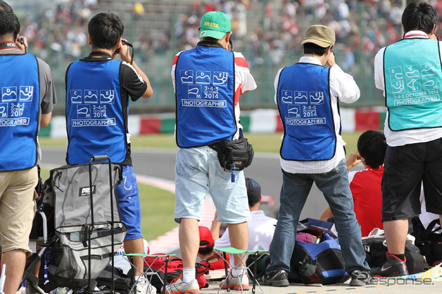 カメラマンエリアチケットの様子(2014F1日本GP)