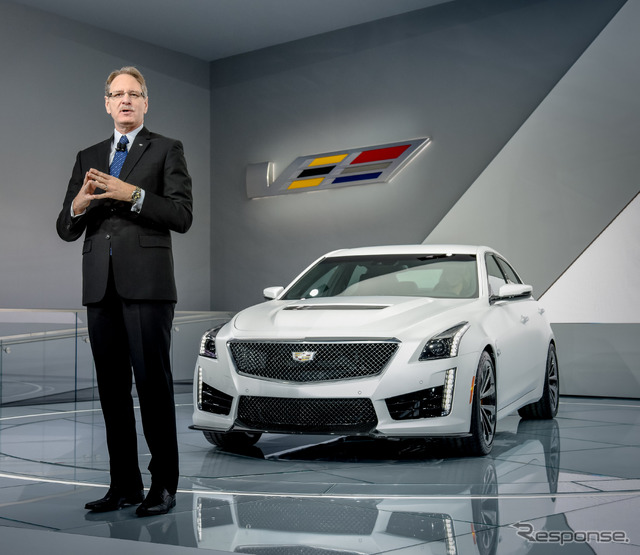 新型 キャデラック CTS-V (デトロイトモーターショー15)