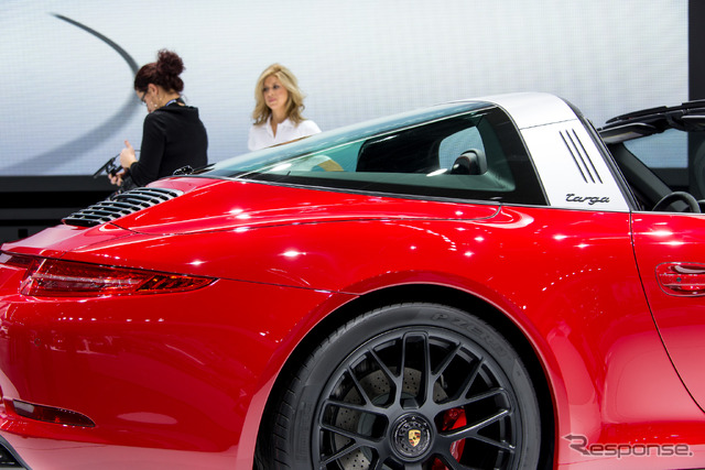 ポルシェ 911 タルガ4 GTS(デトロイトモーターショー15)