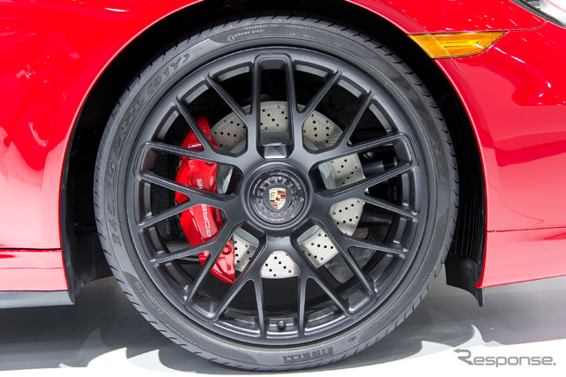 ポルシェ 911 タルガ4 GTS(デトロイトモーターショー15)