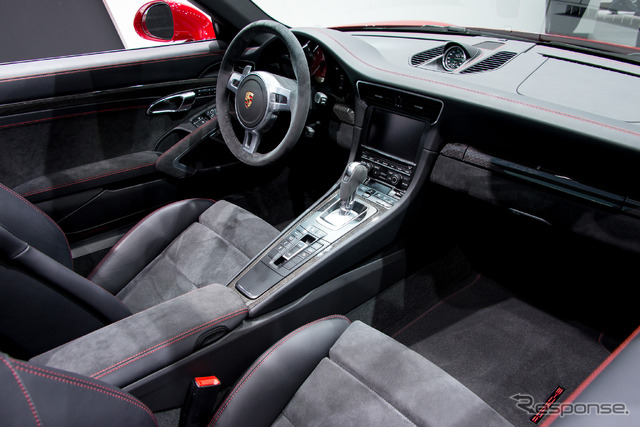 ポルシェ 911 タルガ4 GTS(デトロイトモーターショー15)
