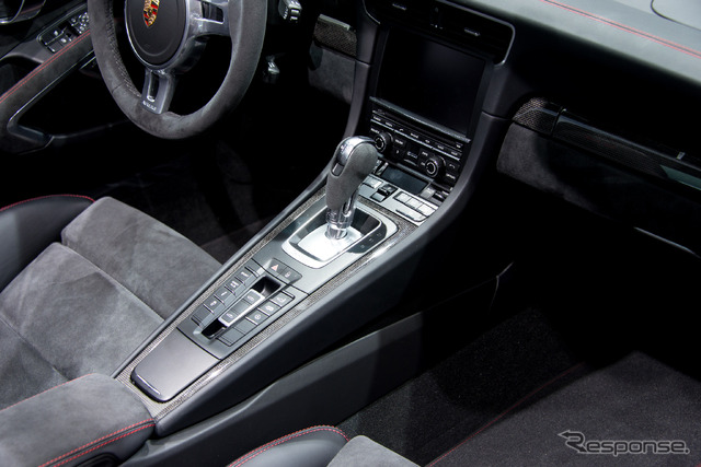 ポルシェ 911 タルガ4 GTS(デトロイトモーターショー15)