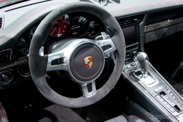 ポルシェ 911 タルガ4 GTS(デトロイトモーターショー15)