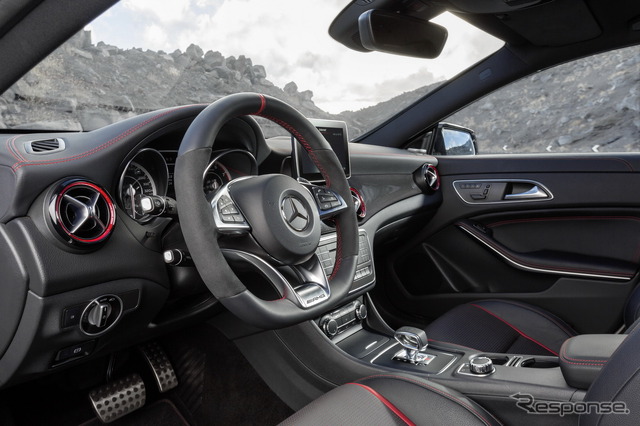 メルセデスベンツ CLA 45 AMG シューティングブレーク