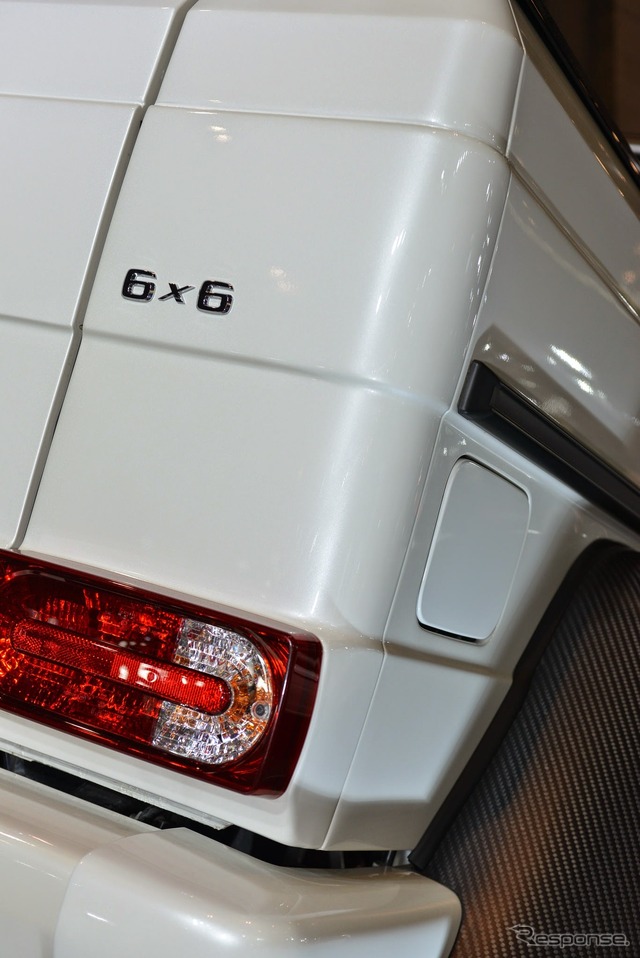 メルセデスベンツ G63 AMG 6×6(東京オートサロン2015)