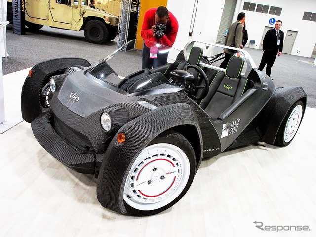 ローカル・モータースの3Dプリンターカー「ストラティ」(デトロイトモーターショー15)