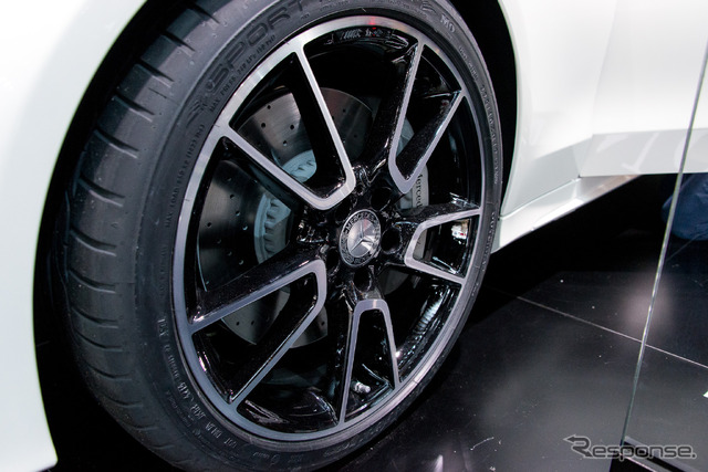 メルセデスベンツ C450 AMGスポーツ 4MATIC(デトロイトモーターショー15)