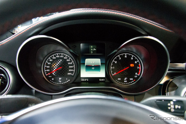 メルセデスベンツ C450 AMGスポーツ 4MATIC(デトロイトモーターショー15)