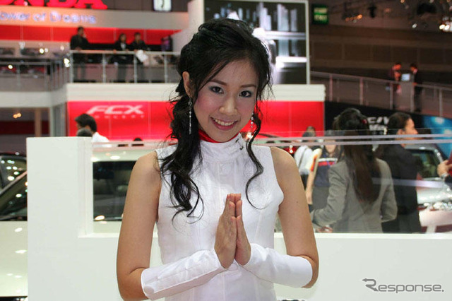 【バンコクモーターショー06】美人度は東京を超えている!