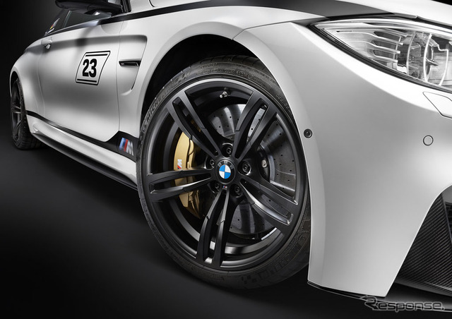 BMW M4 DTMチャンピオン エディション