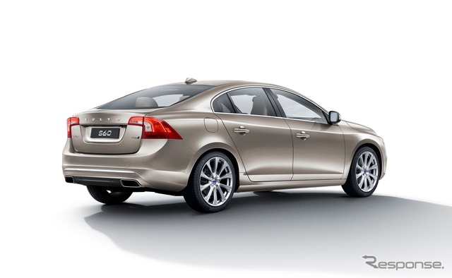ボルボ S60 インスクリプション