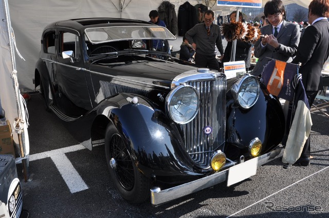 法政大学体育会自動車部 OBOG会(1948 ジャガー)