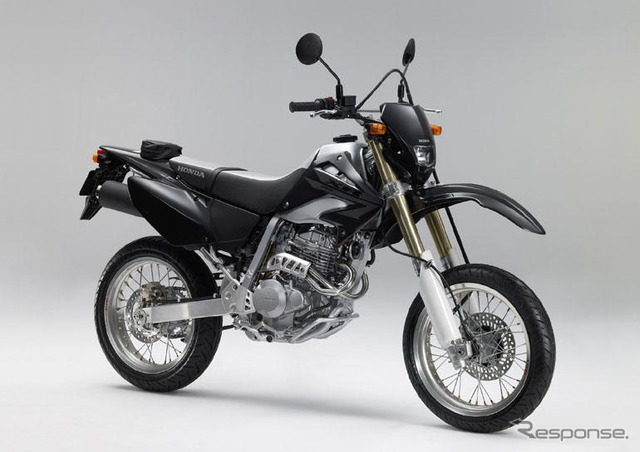 ホンダ、XR250 シリーズを一部改良…より精悍に