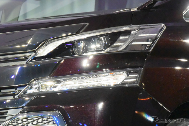 トヨタ ヴェルファイア 新型