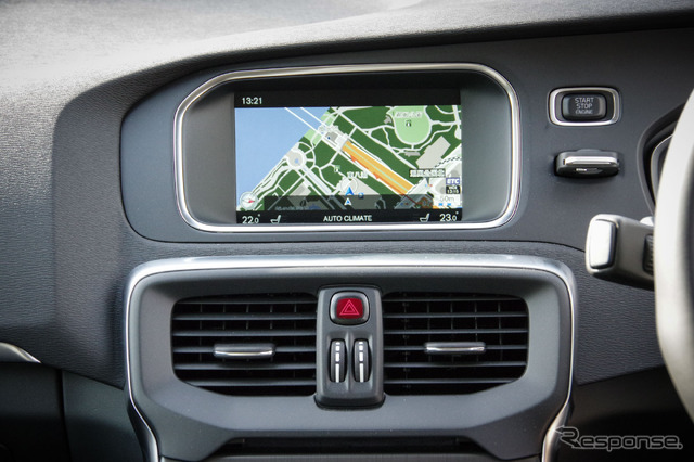 ボルボ V40 2015年モデル