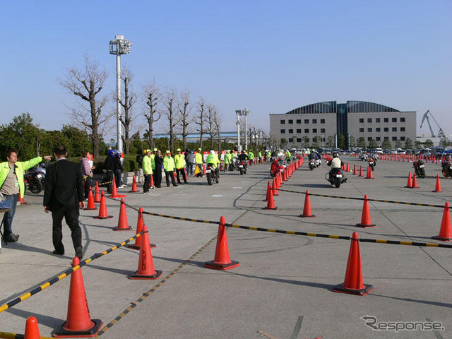 【東京モーターサイクルショー06】人気の試乗車はホンダとドゥカティ