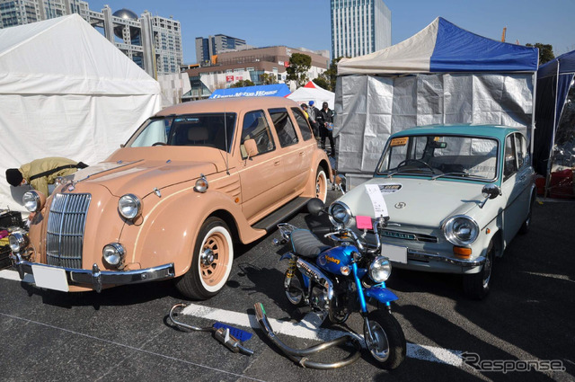 チバクラシックカークラブ(1966 キャロル360、トヨダAA型レプリカ)