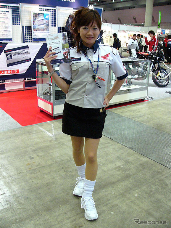 【東京モーターサイクルショー06】コンパニオン写真蔵