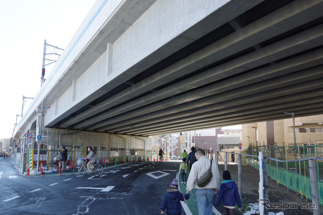 西武鉄道、石神井公園駅付近