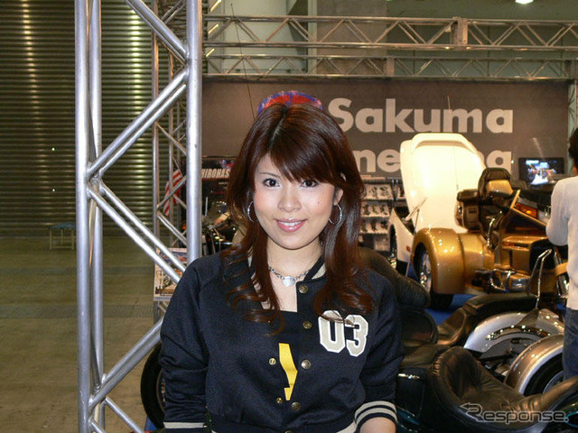 【東京モーターサイクルショー06】コンパニオン写真蔵 …その2