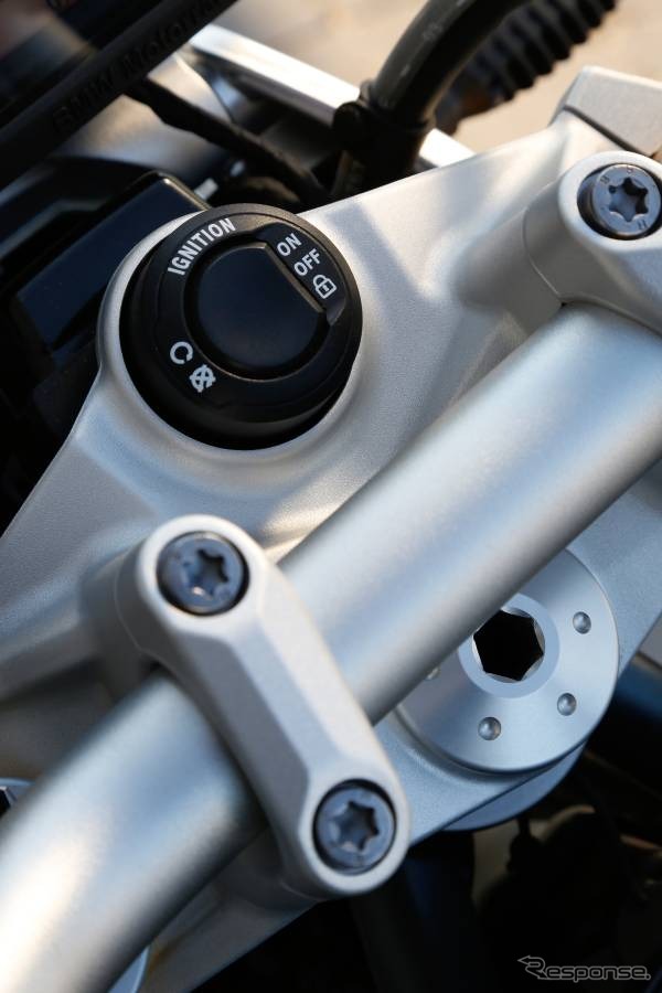 BMW R1200 R 新型