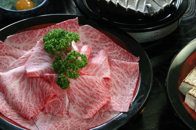 ぐんまちゃんが「好き好き!すき焼き大使」に。群馬の食材をアピール