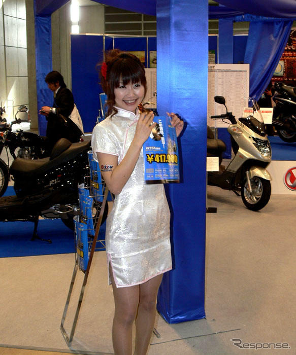 【東京モーターサイクルショー06】コンパニオン写真蔵…その4
