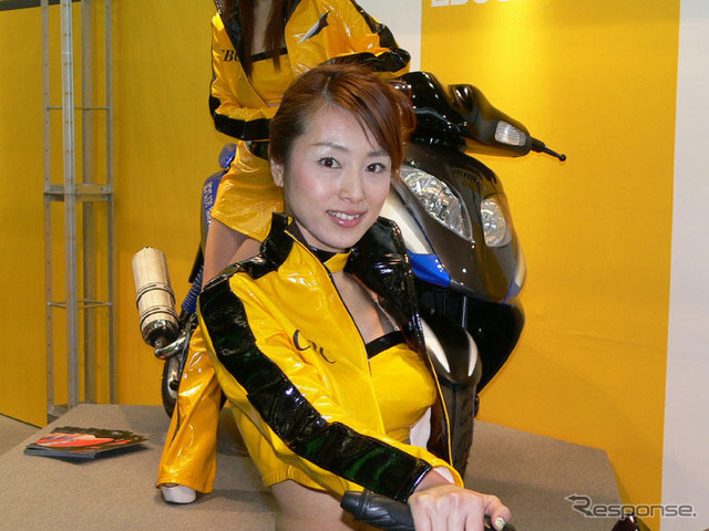 【東京モーターサイクルショー06】コンパニオン写真蔵…その4