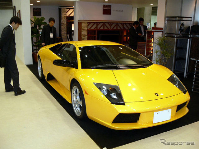 ホームファッション展にランボルギーニ ムルシエラゴ