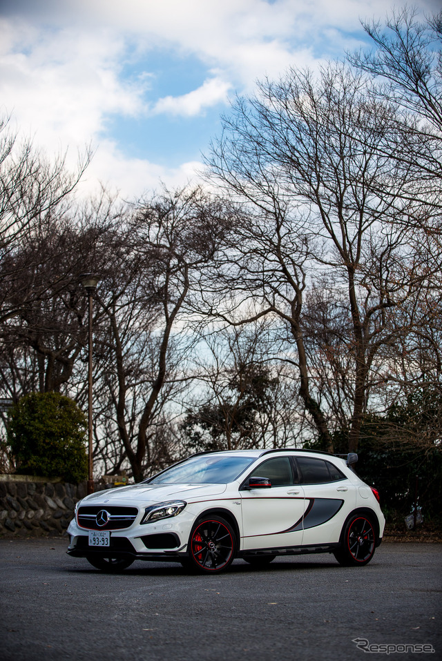 メルセデスベンツ GLA 45 AMG 4MATIC Edition 1