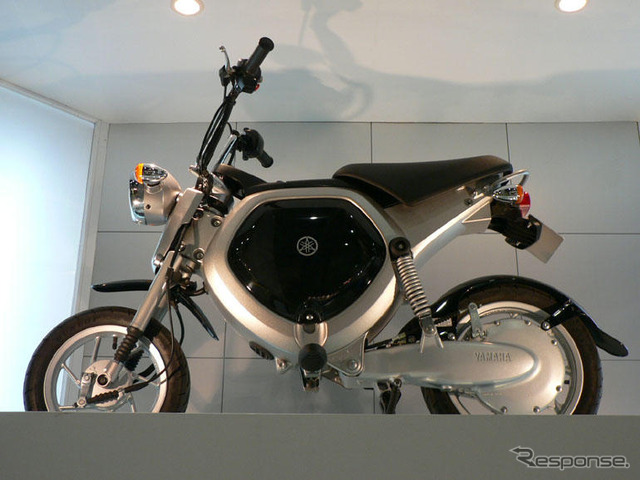 【東京モーターサイクルショー06】写真蔵…ヤマハ