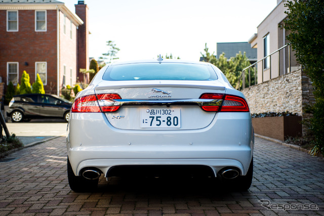 ジャガー XF 2.0 R-スポーツ