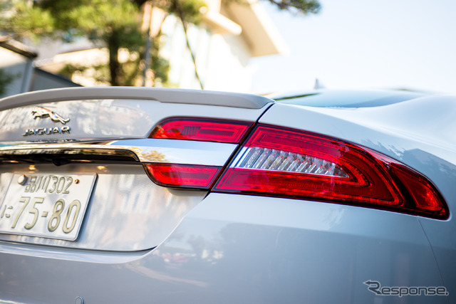 ジャガー XF 2.0 R-スポーツ