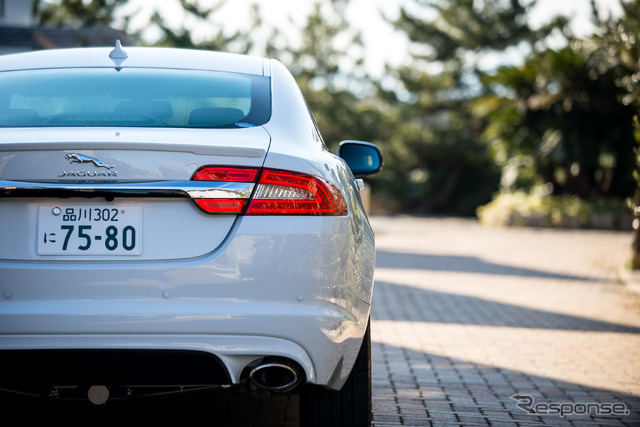 ジャガー XF 2.0 R-スポーツ