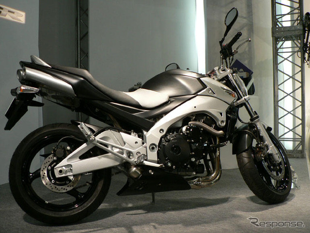 【東京モーターサイクルショー06】写真蔵…スズキ