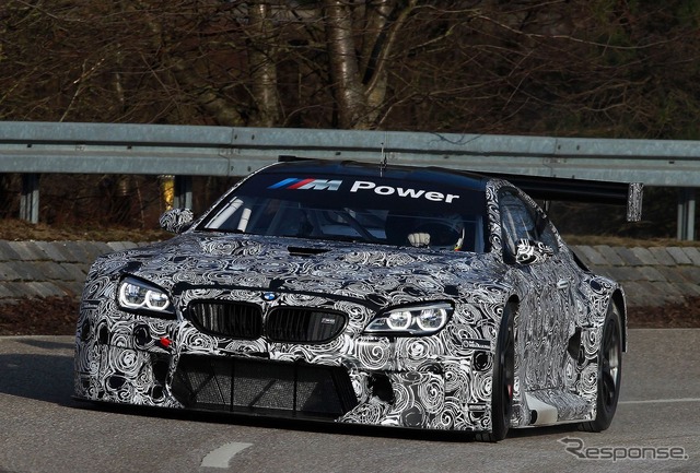 BMW M6 GT3 の開発プロトタイプ車