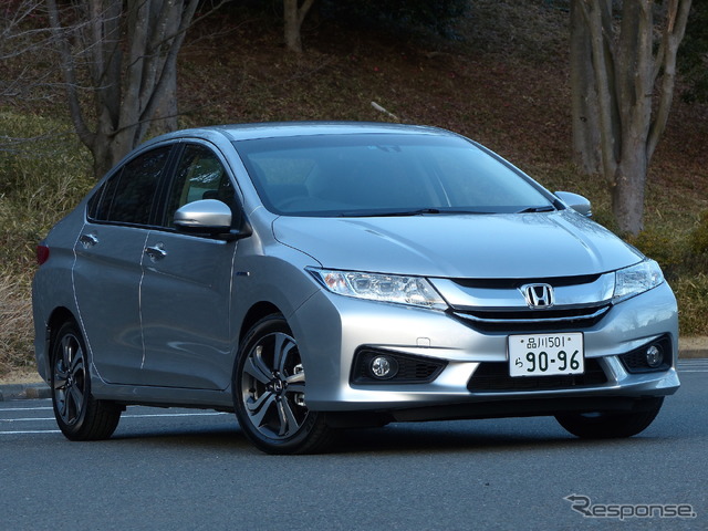 ホンダ グレイス HYBRID EX