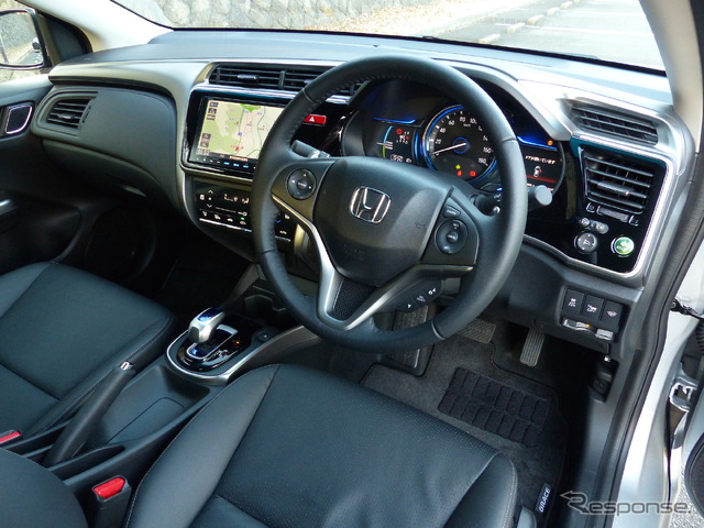 ホンダ グレイス HYBRID EX