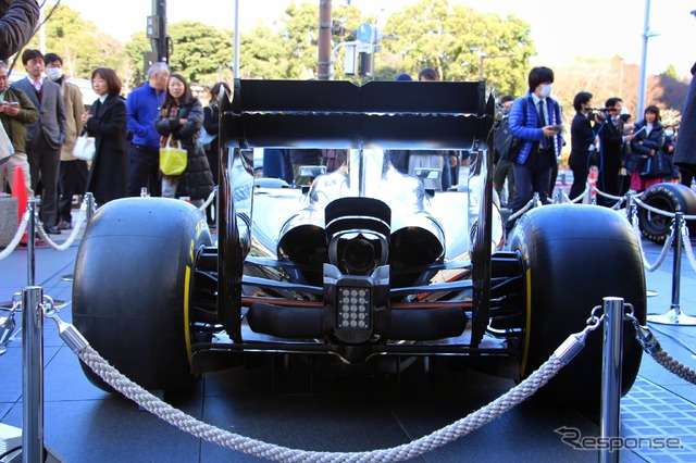 ホンダF1参戦記者会見が行なわれた青山本社に8台のF1マシンが集結