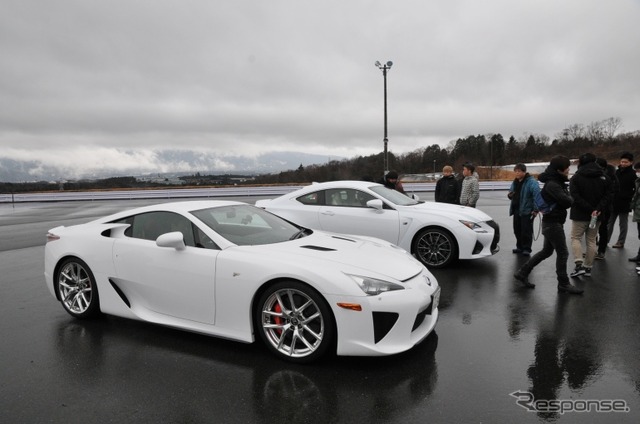 レクサス LFA