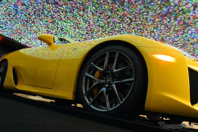 INTERSECT BY LEXUS - TOKYO × MEDIA AMBITION TOKYO 2015 「1,220」