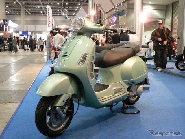 【東京モーターサイクルショー06】写真蔵…ピアジオ