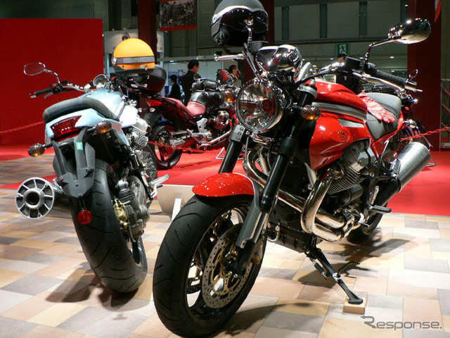 【東京モーターサイクルショー06】写真蔵…モトグッツィ