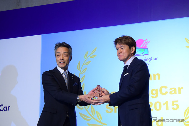 ヒロミさんと増田浩一会長(キャンピングカーショー15)
