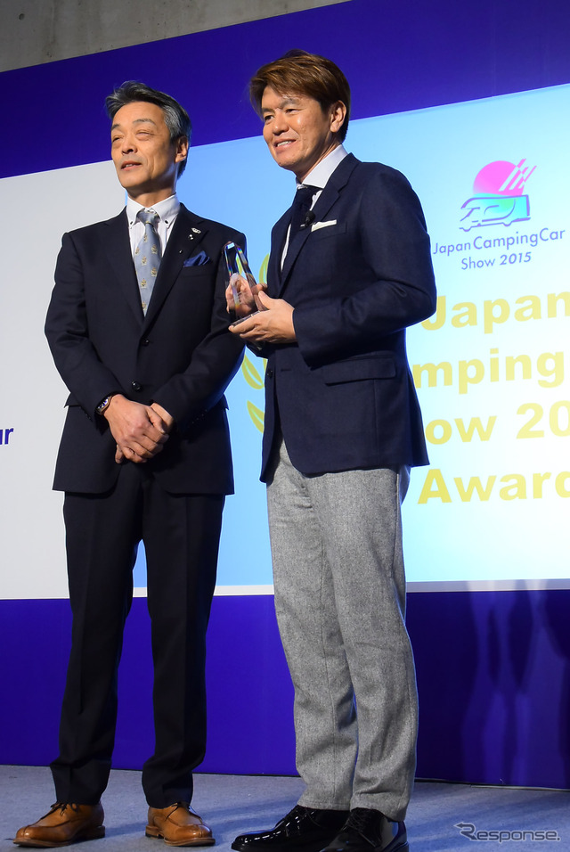 ヒロミさんと増田浩一会長(キャンピングカーショー15)