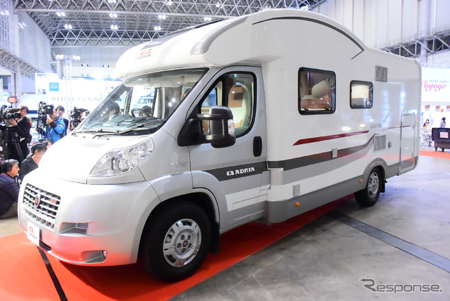 アドリア マトリックス プラス M690SP
