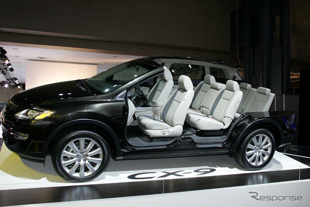 【ニューヨークモーターショー06】マツダ CX-9 …3列シートSUV市場