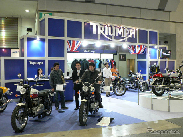 【東京モーターサイクルショー06】写真蔵…トライアンフ