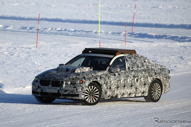 BMW X7 スクープ写真